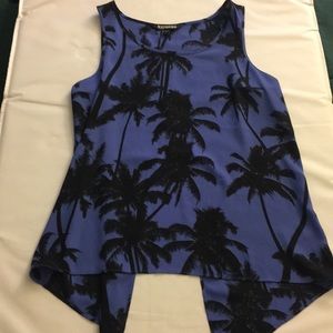 Express Top - Small - Open Back (partial)